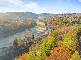River's Creek 4 Bedroom Cabin by RedAwning