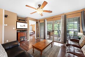 Fort Taneycomo 2 Bedroom Condo by RedAwning