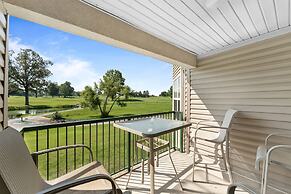 Take A Holiday 2 Bedroom Condo by RedAwning