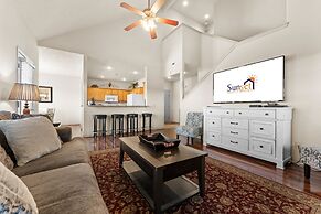 Puttin On The Green 3 Bedroom Villa by RedAwning