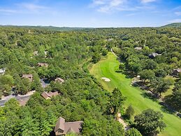 Mayberry Lodge 2 Bedroom Cabin by RedAwning