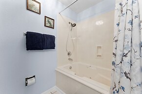 Dream Weaver 2 Bedroom Condo by RedAwning