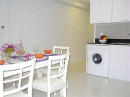 Kata Plaza 1 bedroom Centrical Apartment