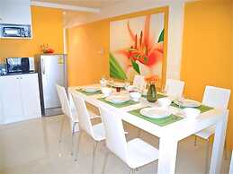 Kata Plaza 1 bedroom Modern Apartment