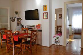 Paprika Apartment Grand