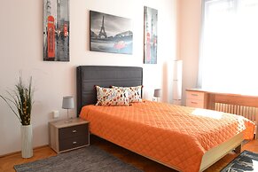 Paprika Apartment Grand