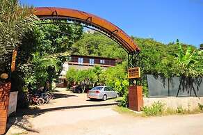 Ikiz Pansiyon Bungalow