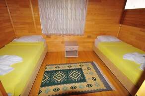 Ikiz Pansiyon Bungalow