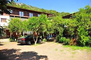 Ikiz Pansiyon Bungalow