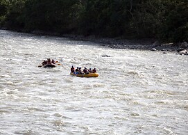 Grand Selva Lodge & Tours