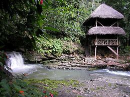 Grand Selva Lodge & Tours