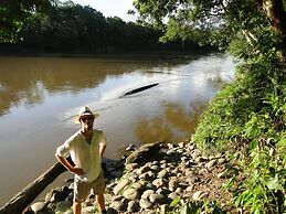 Grand Selva Lodge & Tours