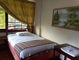 Grand Selva Lodge & Tours