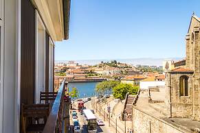 Liiiving Porto Ribeira Boutique Apartment