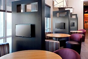 Courtyard by Marriott Houston Intercontinental Airport