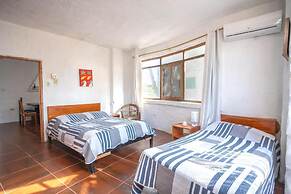 Hostal Galapagos by Bar de Beto