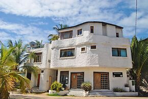 Hostal Galapagos by Bar de Beto