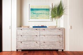 Mahogany Bay Resort & Beach Club, Curio Collection by Hilton