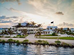Mahogany Bay Resort & Beach Club, Curio Collection by Hilton