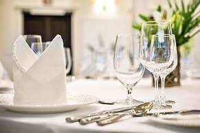 Mahogany Bay Resort & Beach Club, Curio Collection by Hilton