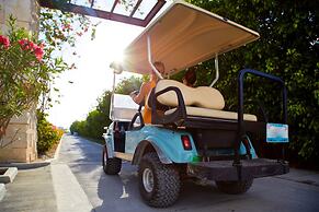 Mahogany Bay Resort & Beach Club, Curio Collection by Hilton