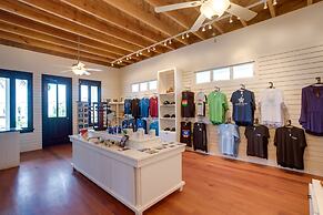 Mahogany Bay Resort & Beach Club, Curio Collection by Hilton