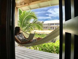 Mahogany Bay Resort & Beach Club, Curio Collection by Hilton