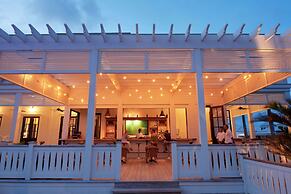 Mahogany Bay Resort & Beach Club, Curio Collection by Hilton