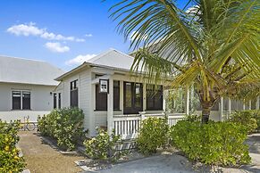 Mahogany Bay Resort & Beach Club, Curio Collection by Hilton