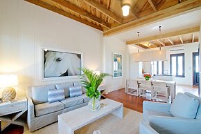 Mahogany Bay Resort & Beach Club, Curio Collection by Hilton