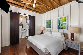 Mahogany Bay Resort & Beach Club, Curio Collection by Hilton