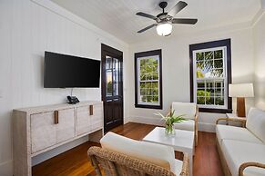 Mahogany Bay Resort & Beach Club, Curio Collection by Hilton