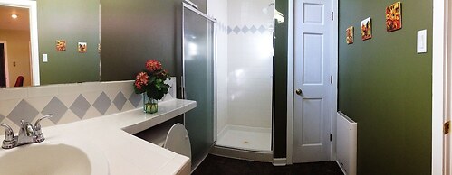 Canyon Inn - Downtown Los Alamos