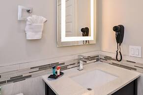 Palace Inn Blue Tomball Parkway