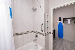 Palace Inn Blue Tomball Parkway