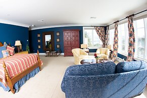 The Guest House at Keyah Grande