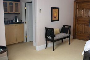 The Guest House at Keyah Grande