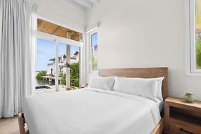 Itz'ana Resort & Residences