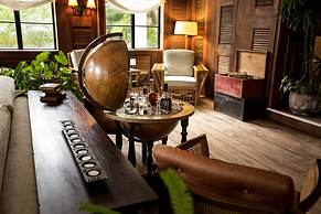 Itz'ana Resort & Residences