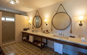 Itz'ana Resort & Residences