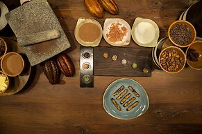 Itz'ana Resort & Residences