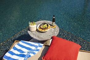 Itz'ana Resort & Residences