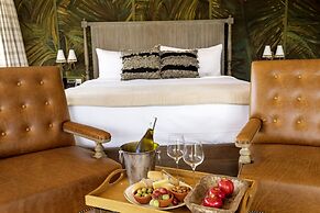 Itz'ana Resort & Residences