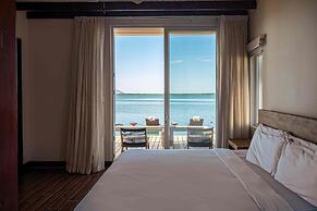 Itz'ana Resort & Residences