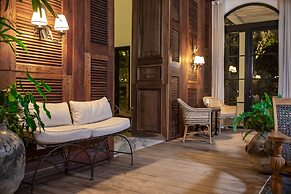 Itz'ana Resort & Residences