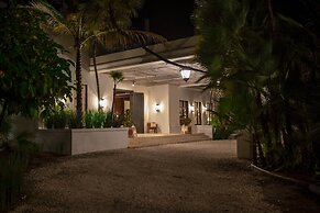 Itz'ana Resort & Residences