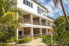 Itz'ana Resort & Residences