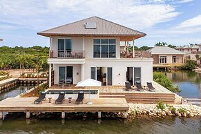 Itz'ana Resort & Residences