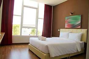 The Zell Budget Hotel Buriam