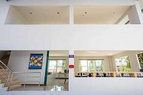 The Zell Budget Hotel Buriam